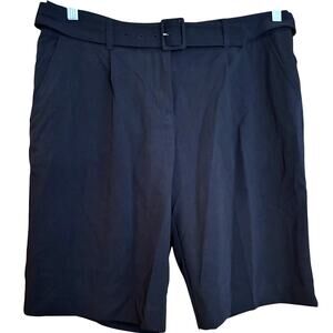 NWT Daisy Fuentes City Central Black Belted Shorts, Size 12